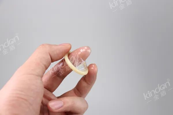 避孕套正確戴法 避孕套正確戴法