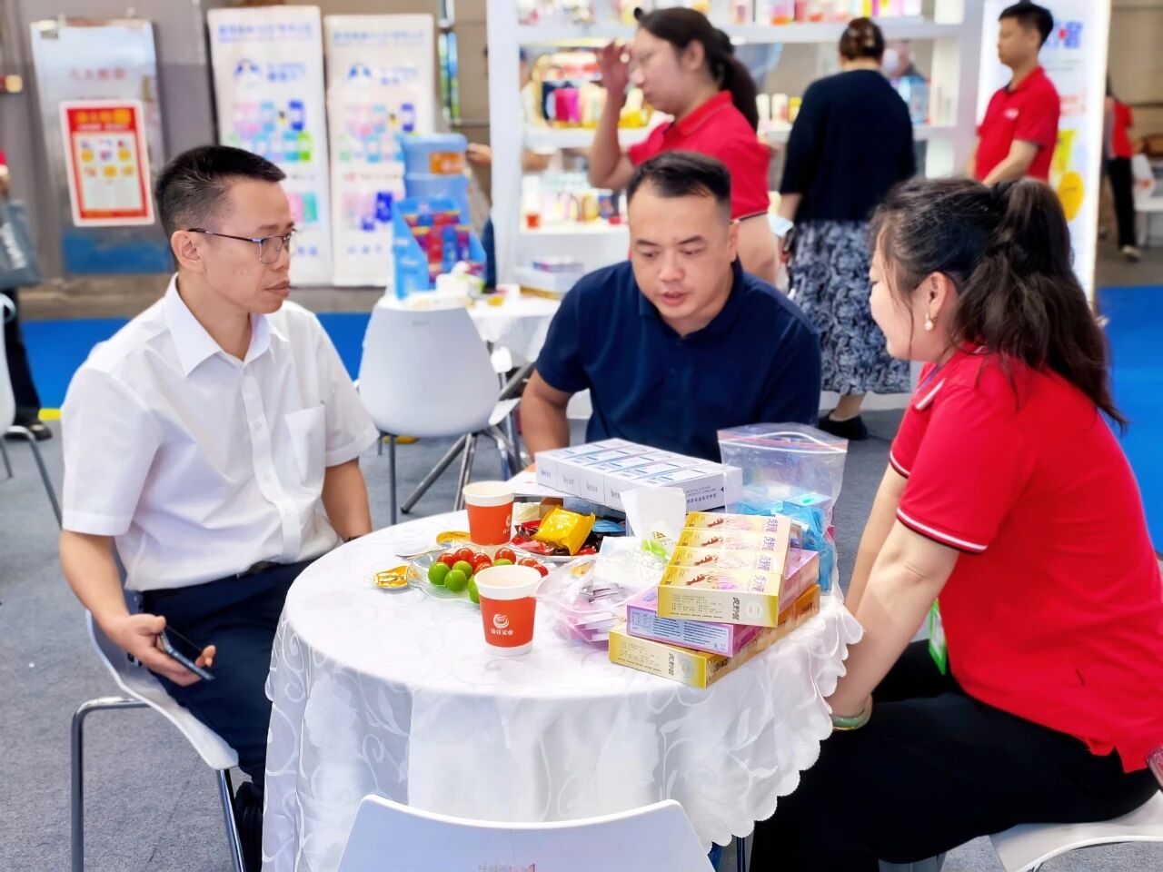雙專利加持:多分子復(fù)配玻尿酸技術(shù)驅(qū)動康祥實(shí)業(yè)戰(zhàn)略升級4.jpg